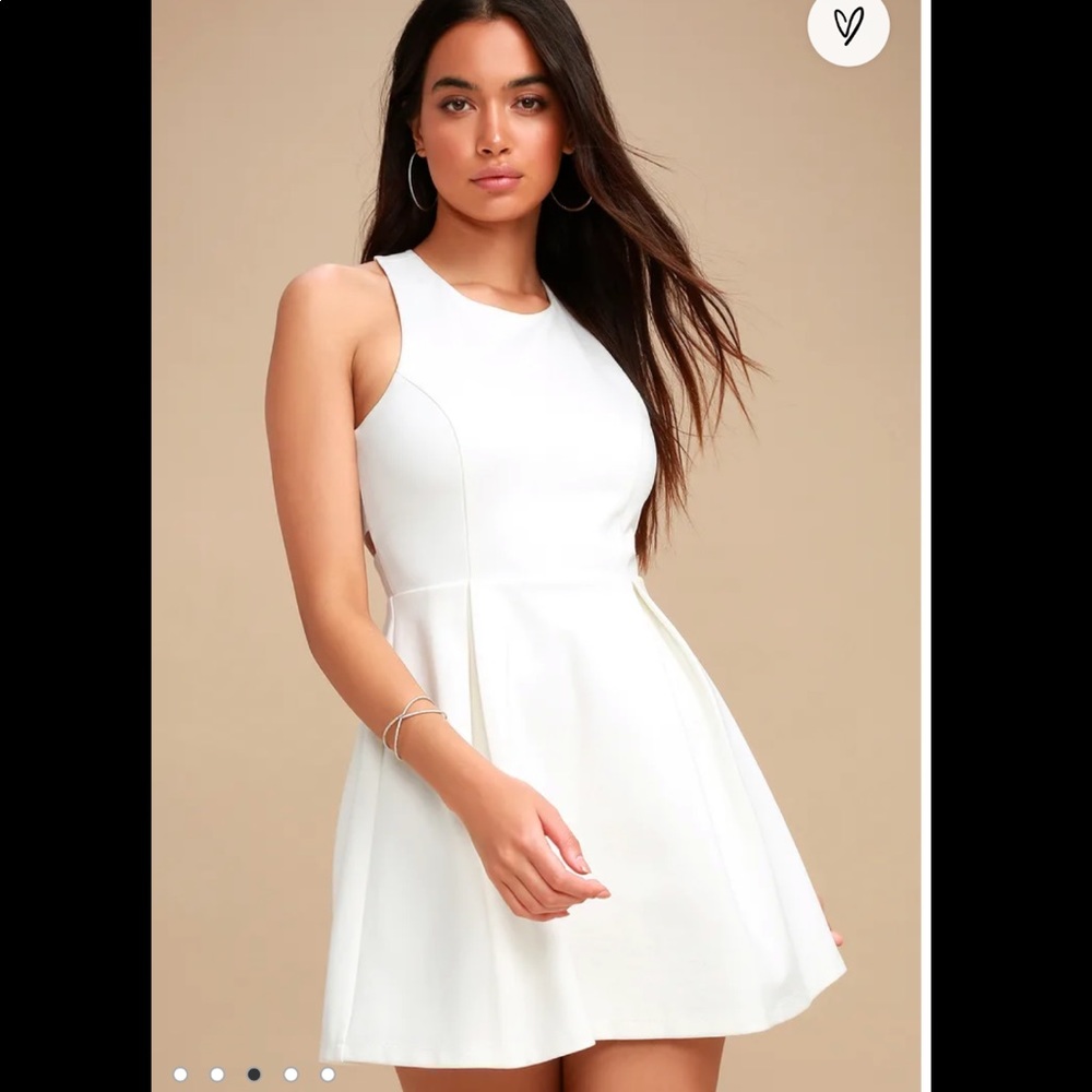Lulu’s White Strapless Skater Dress - Size S (EUC)